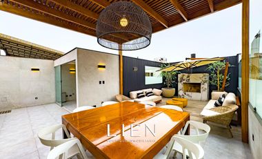 Venta Triplex en Chacarilla del Estanque