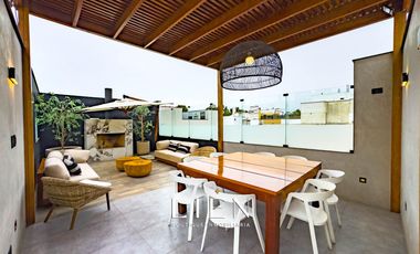 Venta Triplex en Chacarilla del Estanque