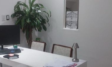 Local en el centro a metro de la estacion  Lanús Oeste