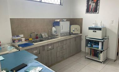 Edificio Comercial Vivienda
