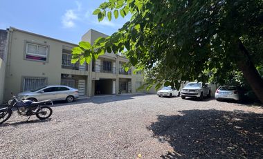Departamento 2 amb. c/cochera