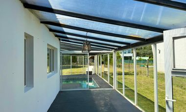 Alquiler Casa Barrio Arenas del sur