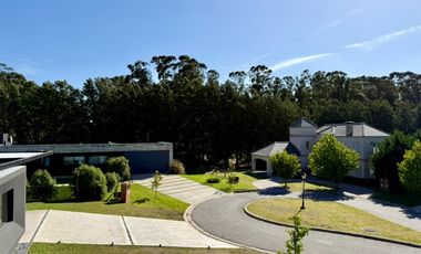 Alquiler Casa Barrio Arenas del sur