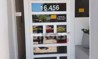 Alquiler de Departamento 2 Ambientes  en Haedo Muy buen estado   Luminoso