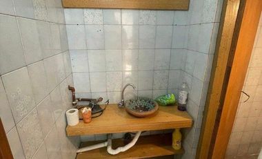 Local a la calle en plena Av. Jara