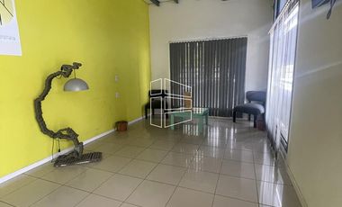 Venta-Prop y Fondo de Comercio - Residencia Estudiantil-L019