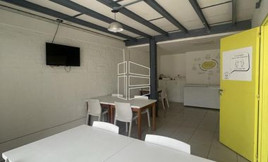 Venta-Prop y Fondo de Comercio - Residencia Estudiantil-L019
