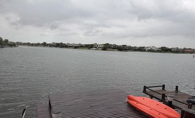 Departamento en el Barrio Islas del Golf. La Mansa. Nordelta