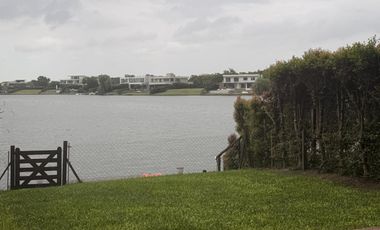 Departamento en el Barrio Islas del Golf. La Mansa. Nordelta