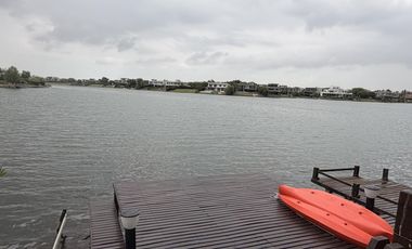 Departamento en el Barrio Islas del Golf. La Mansa. Nordelta