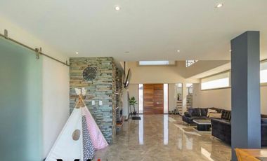 Casa en Venta Terralagos – 4 AMB  + Pileta - SECTOR LAGUNA