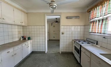 Local en  Alquiler Ideal Oficinas