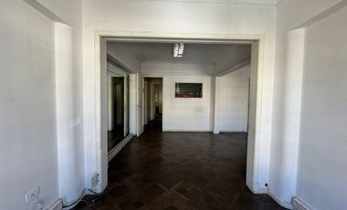 Local en  Alquiler Ideal Oficinas