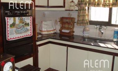 Alem Propiedades | Casa en Temperley | 3 dorm