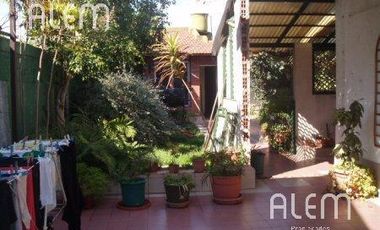 Alem Propiedades | Casa en Temperley | 3 dorm