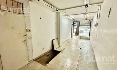 Excelente local en plena Av. Rivadavia – Villa Luro (¡Sin expensas!)