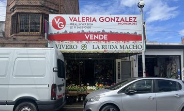 Ideal Inversor para desarrollo con 866 mts2 sobre Paseo Comercial Las Flores  - Wilde