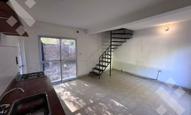 En Venta, Departamento de 1 Dormitorio, Barrio Los Alamos, Plottier