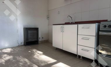 En Venta, Departamento de 1 Dormitorio, Barrio Los Alamos, Plottier