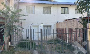 En Venta, Departamento de 1 Dormitorio, Barrio Los Alamos, Plottier