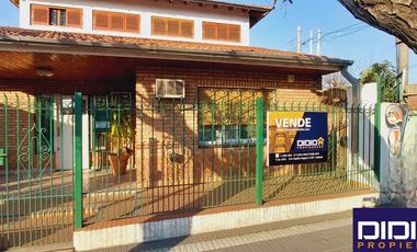 Casa venta Burzaco en esquina- APTA CREDITO- 3 AMB. Y PLAYROOM