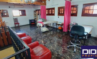 Casa venta Burzaco en esquina- APTA CREDITO- 3 AMB. Y PLAYROOM