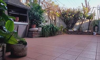 Casa venta Burzaco en esquina- APTA CREDITO- 3 AMB. Y PLAYROOM