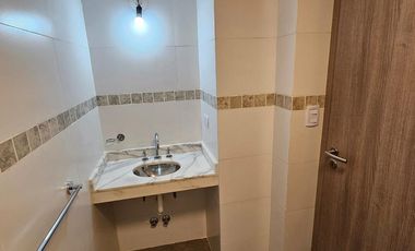 Departamento en alquiler B° Norte  Mono con patio