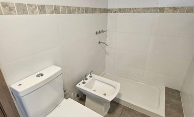 Departamento en alquiler B° Norte  Mono con patio