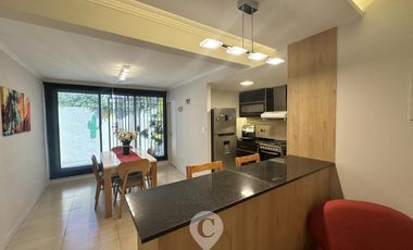 Dúplex en Venta de 2 dormitorios, patio con parrilla. Barrio Smithfield, Centro Zárate