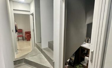 Dúplex en Venta de 2 dormitorios, patio con parrilla. Barrio Smithfield, Centro Zárate