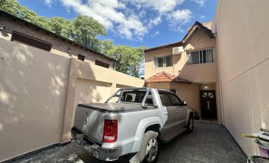 Dúplex en Venta de 2 dormitorios, patio con parrilla. Barrio Smithfield, Centro Zárate