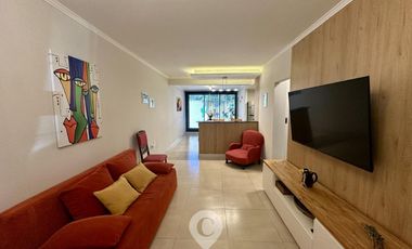 Dúplex en Venta de 2 dormitorios, patio con parrilla. Barrio Smithfield, Centro Zárate