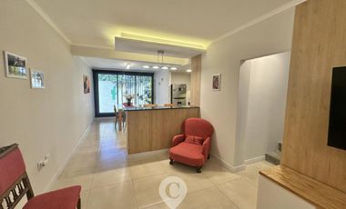 Dúplex en Venta de 2 dormitorios, patio con parrilla. Barrio Smithfield, Centro Zárate