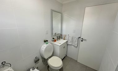 Dúplex en Venta de 2 dormitorios, patio con parrilla. Barrio Smithfield, Centro Zárate