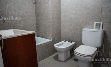 Departamento  2 ambientes en venta en  Lanús Este