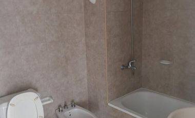 Departamento  2 ambientes en venta en  Lanús Este