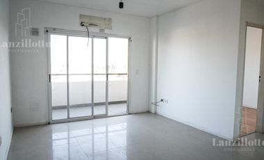 Departamento  2 ambientes en venta en  Lanús Este