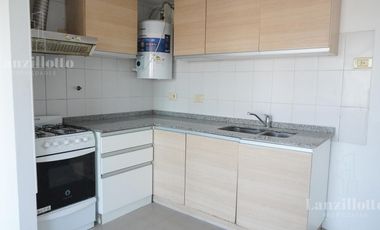 Departamento  2 ambientes en venta en  Lanús Este