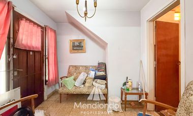 Casa 4 ambientes con cochera y patio en Nueva Pompeya Mar Del Plata