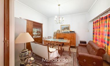 Casa 4 ambientes con cochera y patio en Nueva Pompeya Mar Del Plata