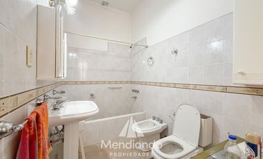 Casa 4 ambientes con cochera y patio en Nueva Pompeya Mar Del Plata