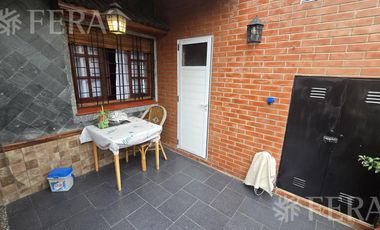 Venta PH 3 ambientes con patio en Villa Dominico