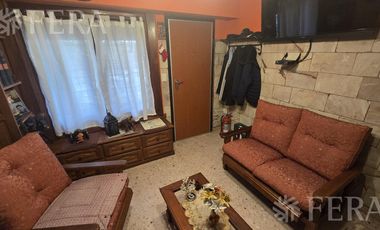 Venta PH 3 ambientes con patio en Villa Dominico