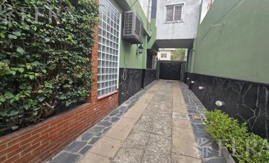 Venta PH 3 ambientes con patio en Villa Dominico