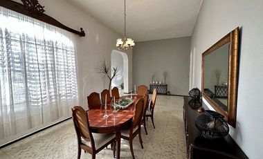 Property with Neo-Colonial Yucatecan Architecture