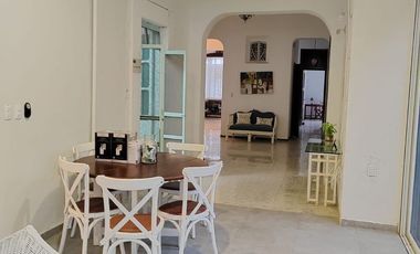 Property with Neo-Colonial Yucatecan Architecture