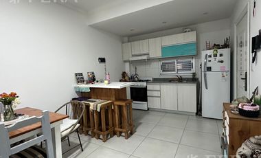 Venta de Departamento 2 ambientes con balcón en Wilde