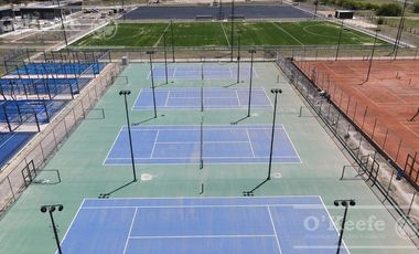 Lote en venta en los canales de Puerto Nizuc