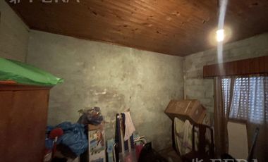 Venta casa 4 ambientes con jardín en Villa Dominico